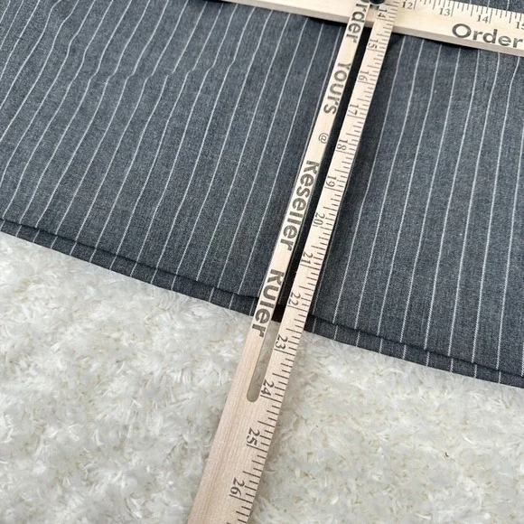 Michael Kors Women's 16 Gray Striped Pencil Skirt Office Wool Blend Academia - Picture 11 of 13